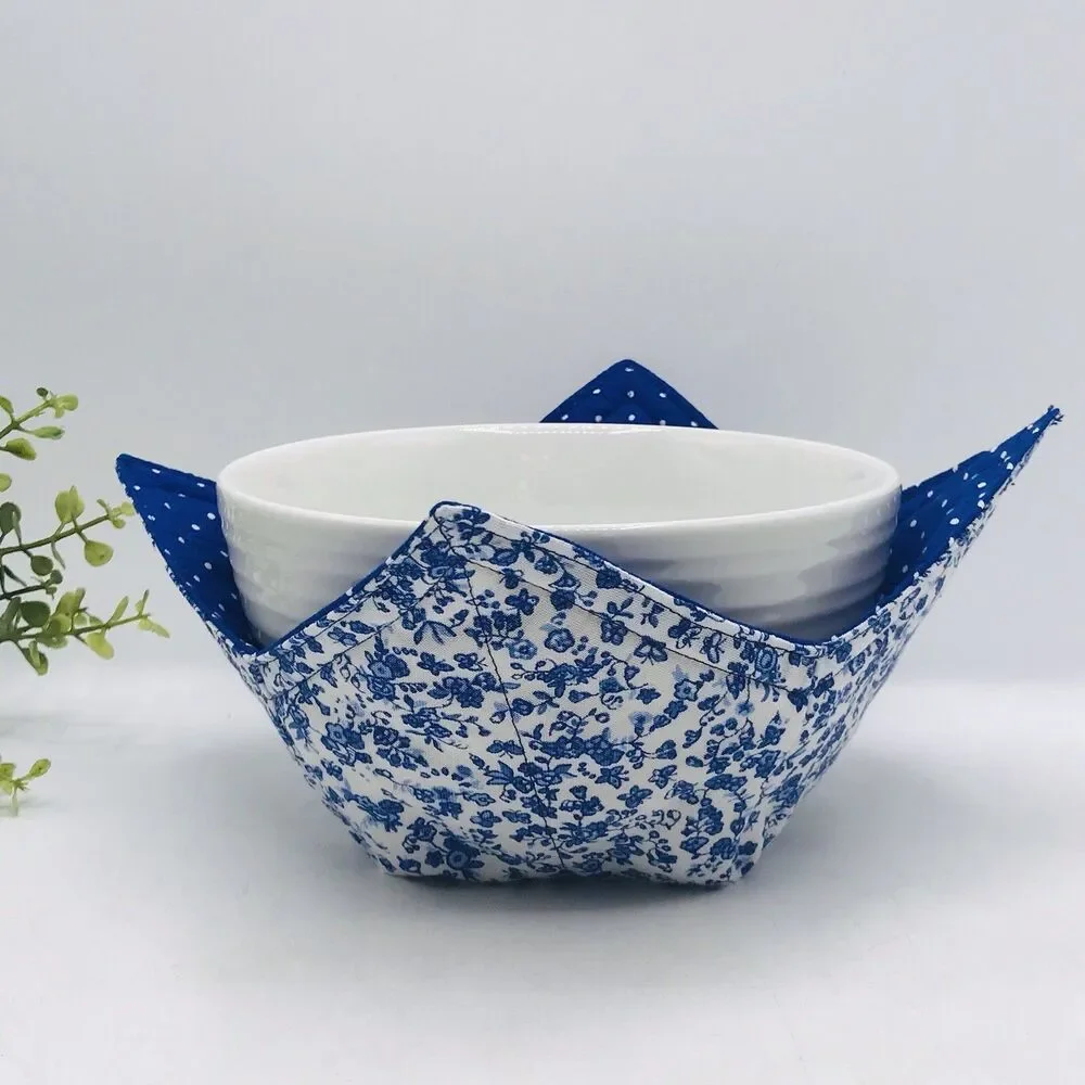 3 Piece Set Microwave Cozies, Reversible Colonial Blue Floral, Plate, Bowl, Pint